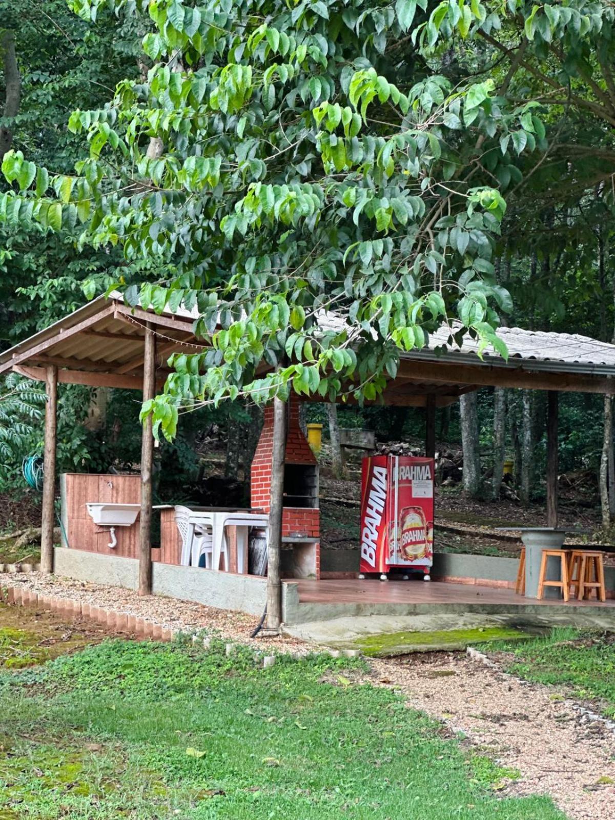Pousada Flores Do Campo Águas de Lindóia Exterior foto
